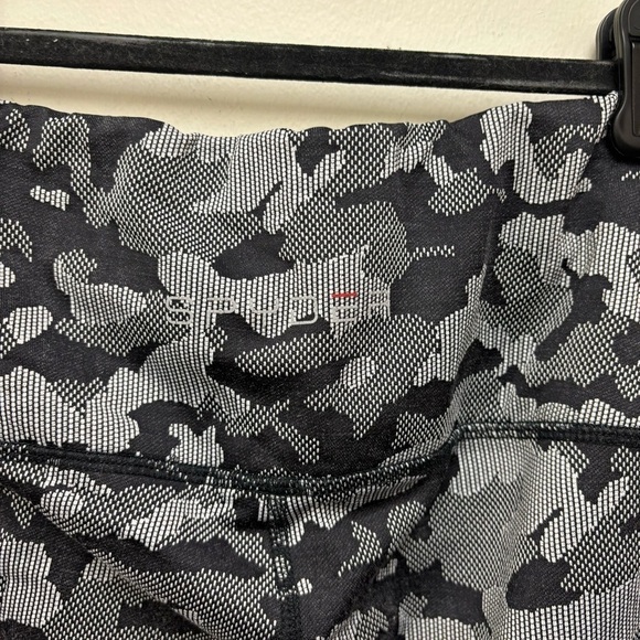 Spyder Active Camo Jacquard Leggings - Picture 8 of 9